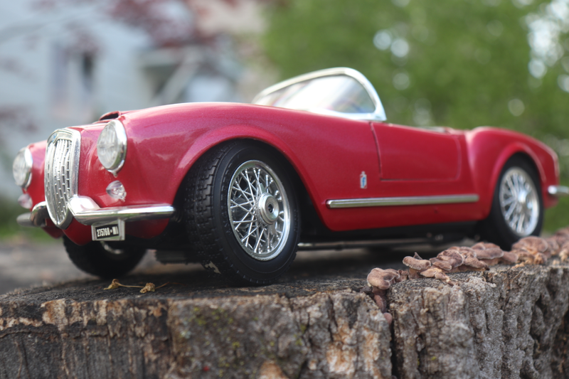 Illustration for article titled Bburago Lancia Aurelia SpyderÂ